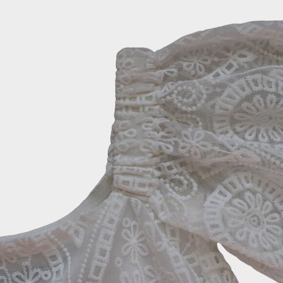 INA Women's White Lace Short Flare Top Size S - Picture 3 of 6